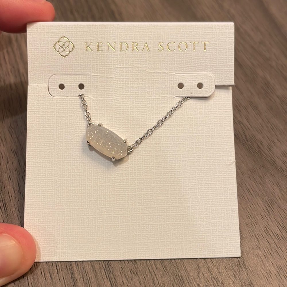 Kendra Scott Pendant Necklace